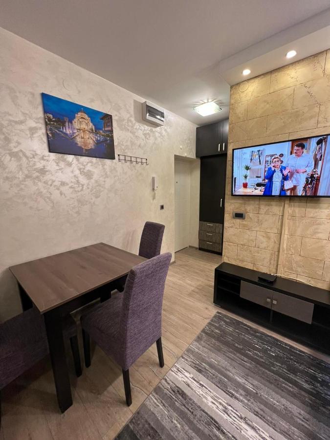 Apartament Capital *